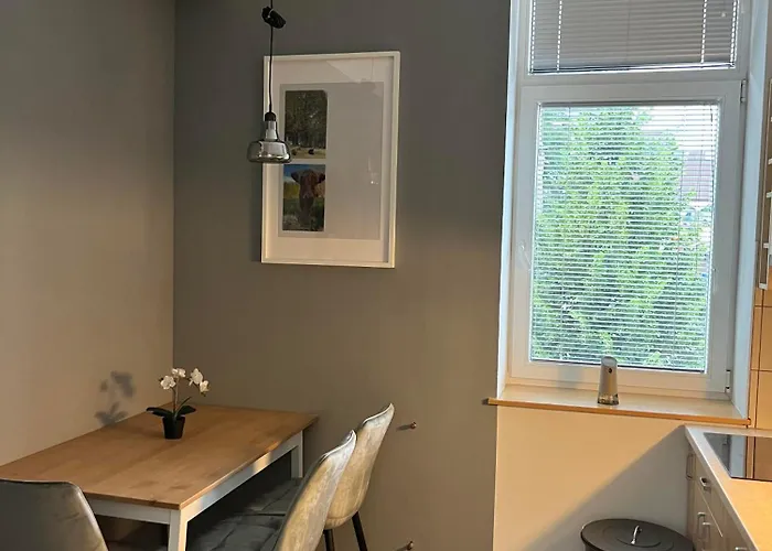 Blizu Centra In Na Robu Tivolija Апартаменты Любляна